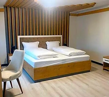 Spreehotel *